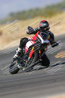 media/Nov-06-2023-Moto Forza (Mon) [[ce023d0744]]/3-Intermediate Group/Session 3 (Turn 16)/